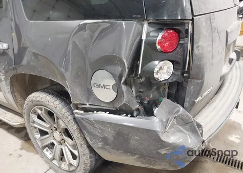 2011 GMC Yukon Denali z USA, uszkodzony, nr VIN 1GKS2EEF5BR235039